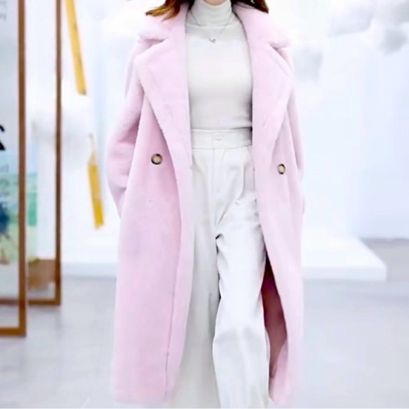 Jackets & Blazers - Genuine Shearling Fur Long Coat |
Teddy | Sz. XS | Light Pink